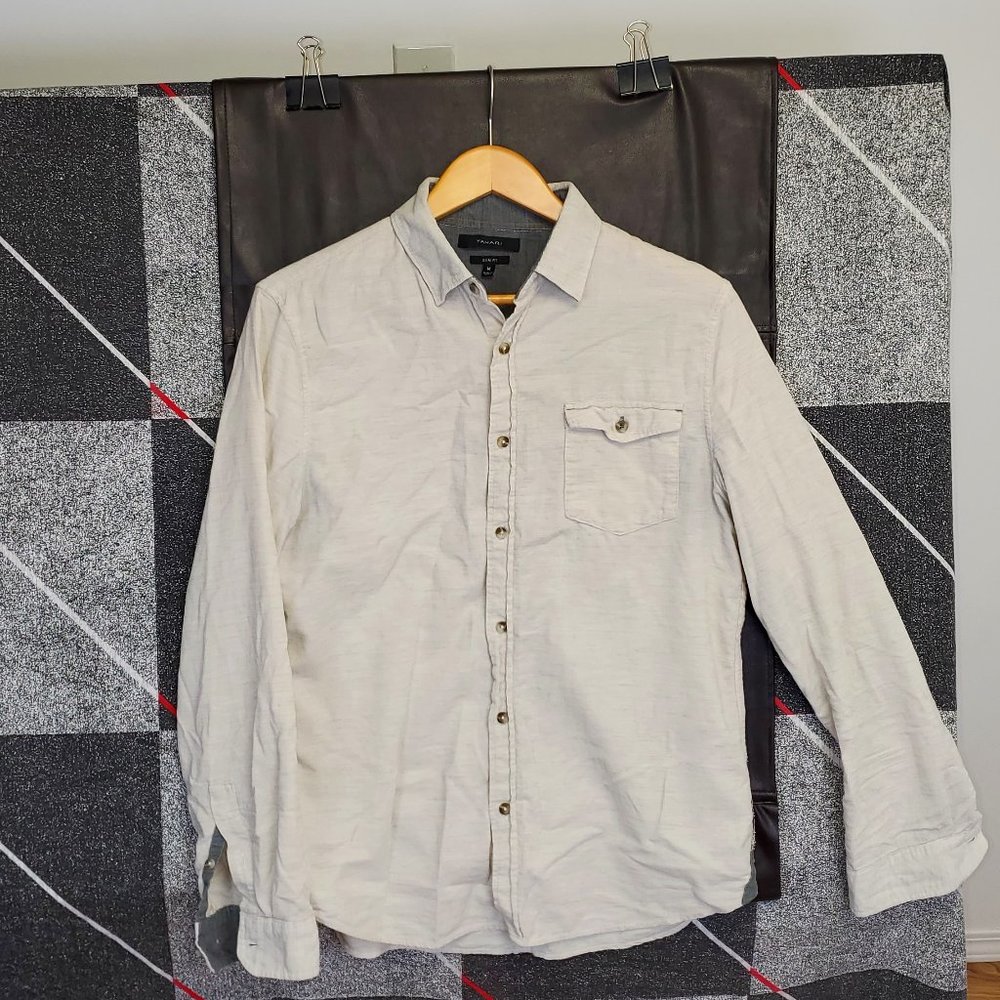 Tahari button up shirt slim fit size M